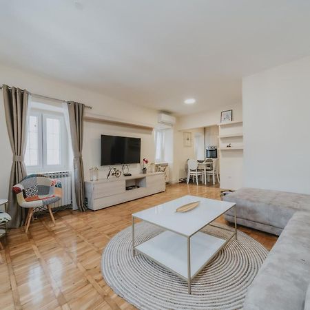 Regina Apartments Μπούντβα Εξωτερικό φωτογραφία